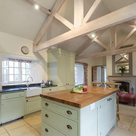 Todd's Pasture * 厚比