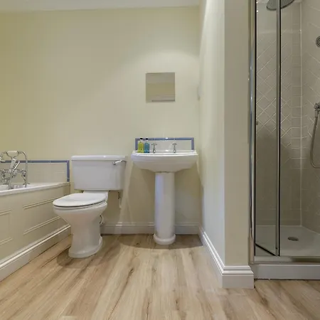 Todd's Pasture * Hawnby